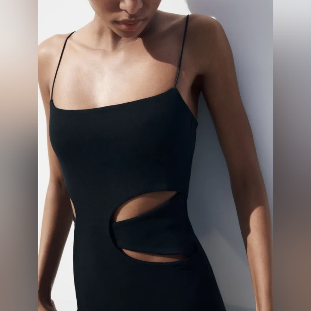 ZARA CUT OUT MINI DRESS - Picture 4 of 6
